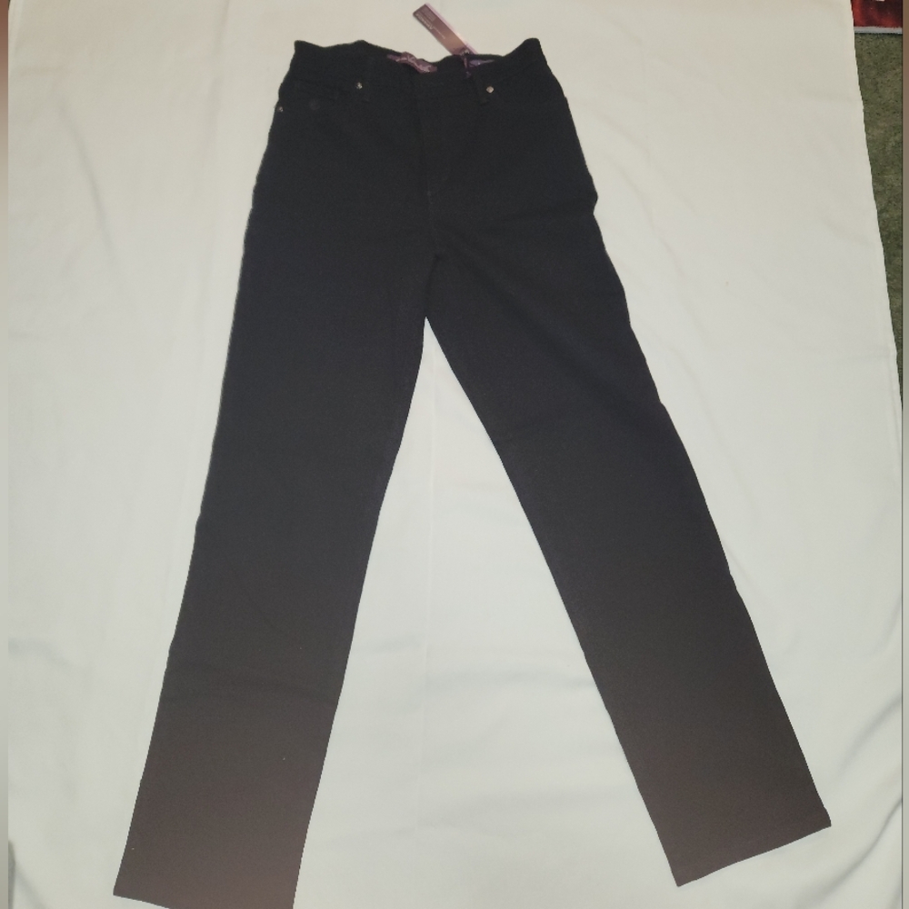 Gloria Vanderbilt Women's Black Skinny Jeans
